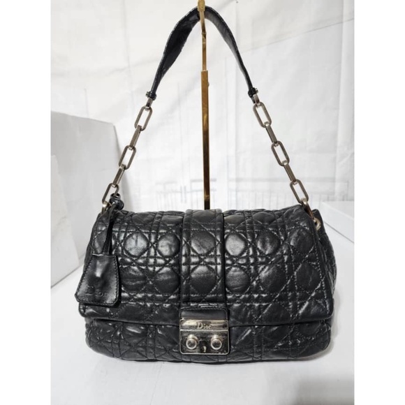 Authentic CHRISTIAN DIOR Cannage Quilted Lambskin Leather New Lock Flap Bag Blac - Picture 1 of 14